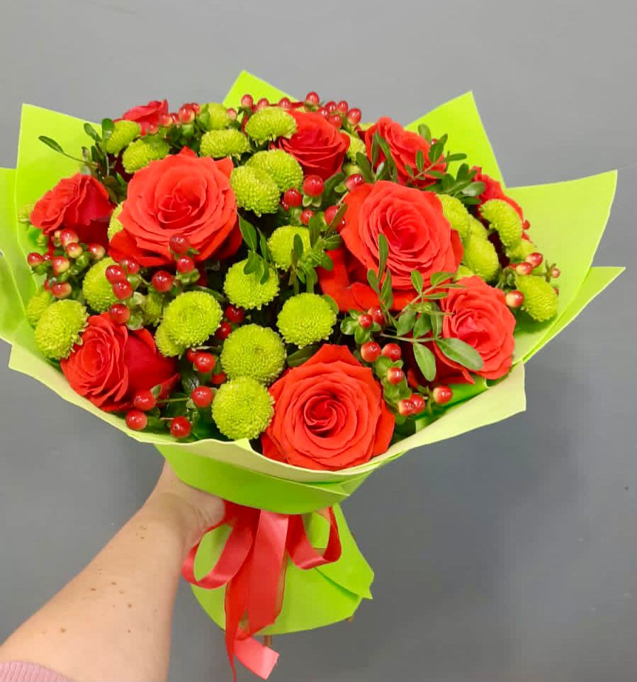 Букет цветов из: Хризантемы и Розы в Рышково