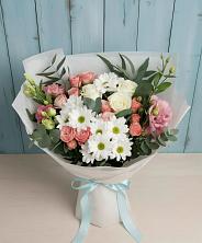 Букет цветов из:  Розы, Лизиантусы и Хризантемы в Рышково