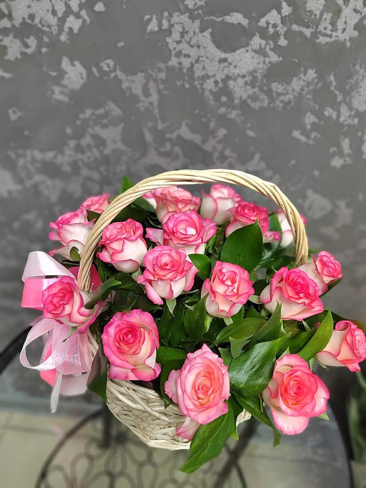 Цветочная композиция из Розы в корзине в Рышково