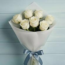 Букет 7 Белых роз Эдлесс Лав в Рышково