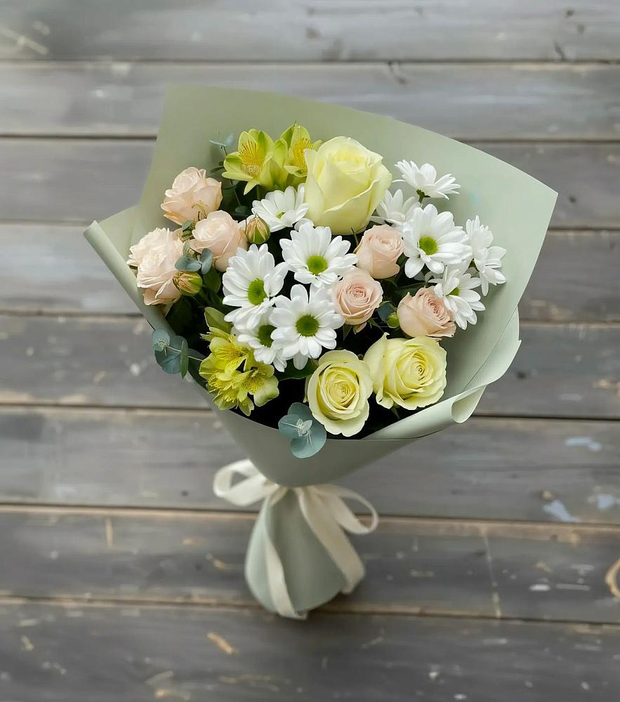 Букет цветов из: Альстромерии, Розы и Хризантемы в Рышково