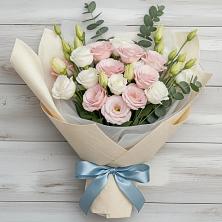 Букет цветов из:  Лизиантусы в Рышково