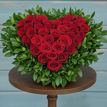 Цветочная композиция из Розы в виде сердца в Рышково