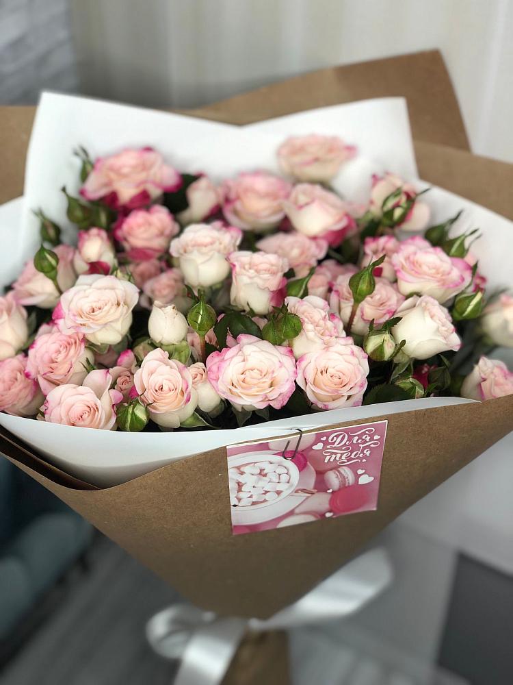 Букет цветов из: Розы в Рышково