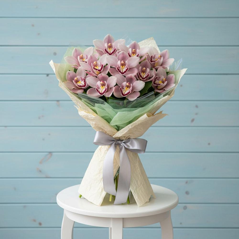 Букет цветов из: Орхидеи и Розы в Рышково