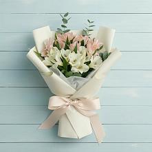 Букет цветов из:  Альстромерии #REPLACE_PRED# Рышково