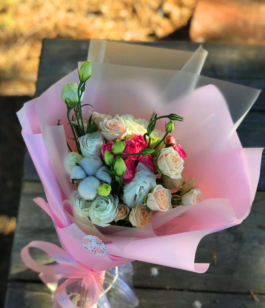 Букет цветов из: Розы и Лизиантусы в Рышково