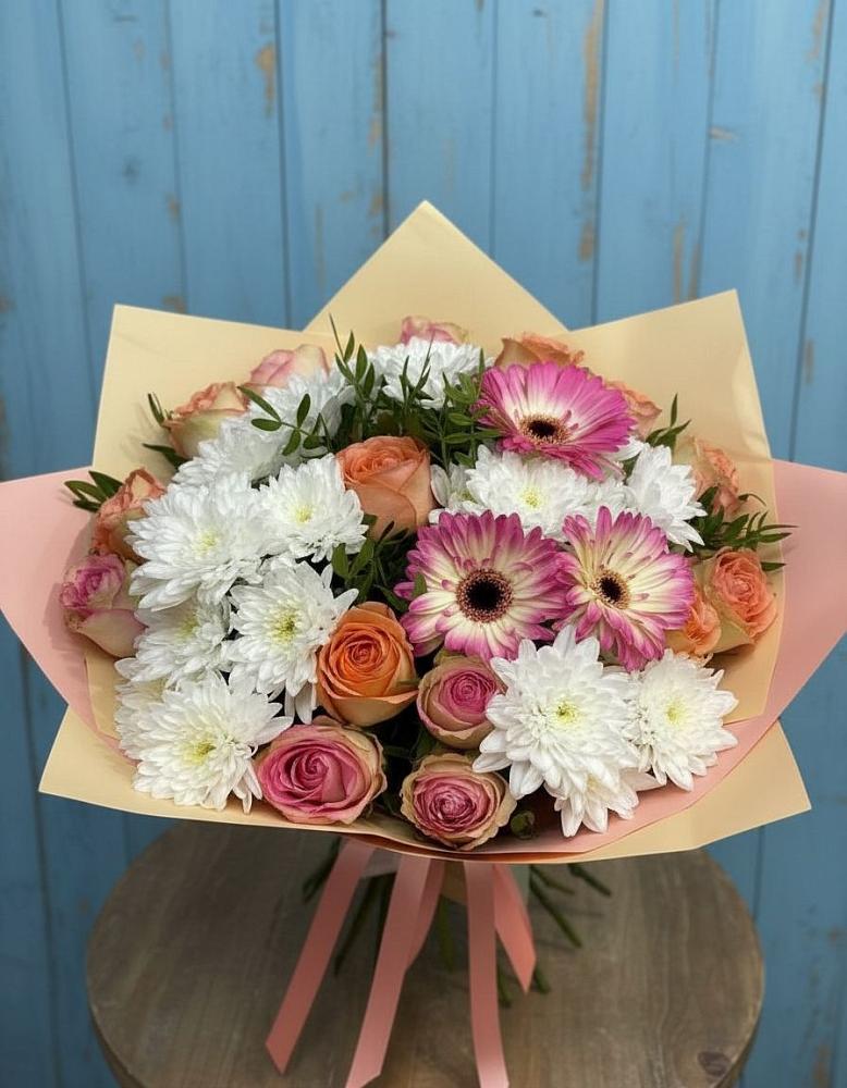 Букет цветов из: Розы, Герберы и Хризантемы в Рышково