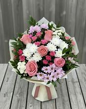Букет цветов из:  Альстромерии, Гвоздики, Розы и Хризантемы в Рышково